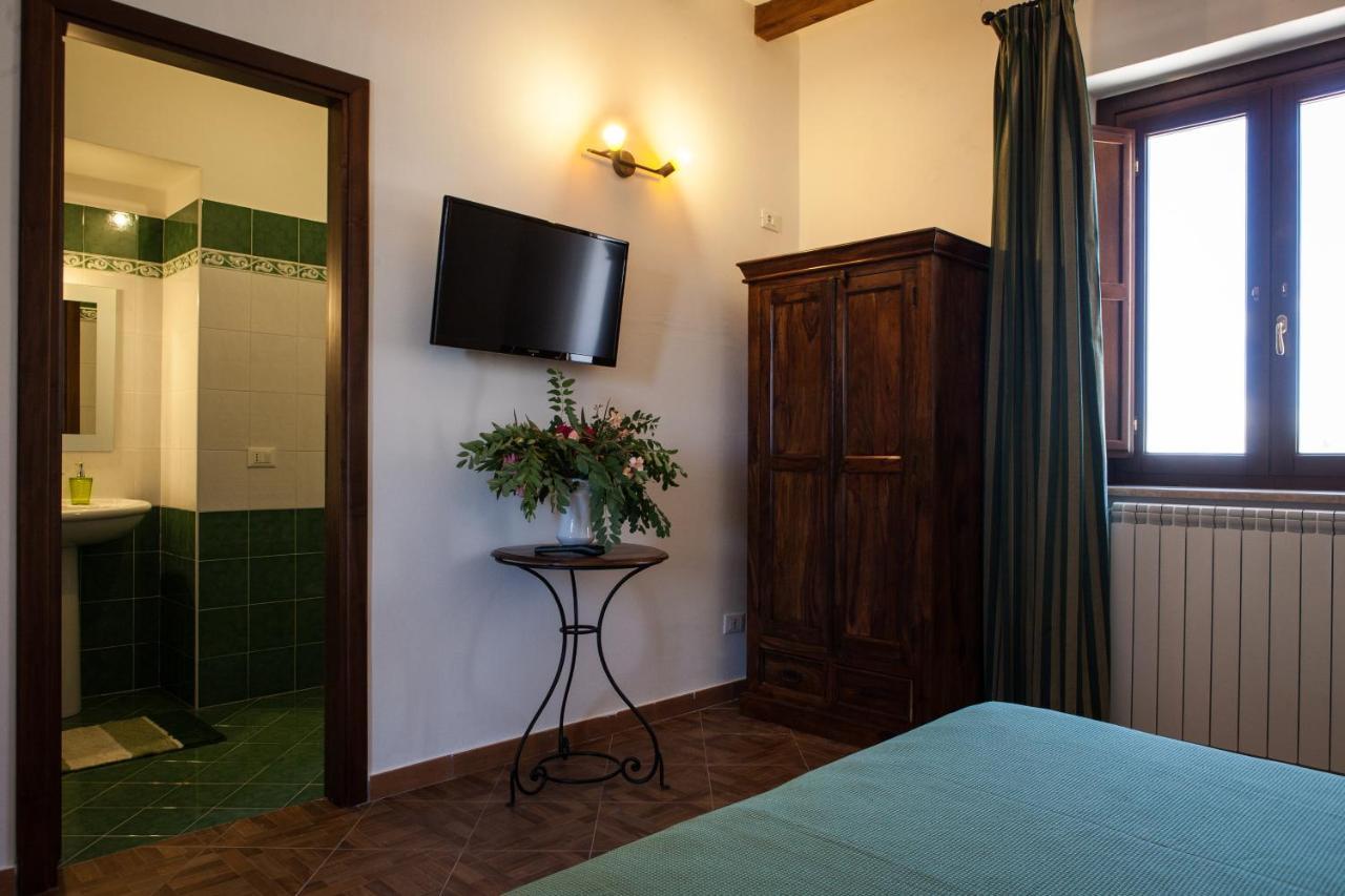 Il Vecchio Frantoio Villa Scillato  ภายนอก รูปภาพ