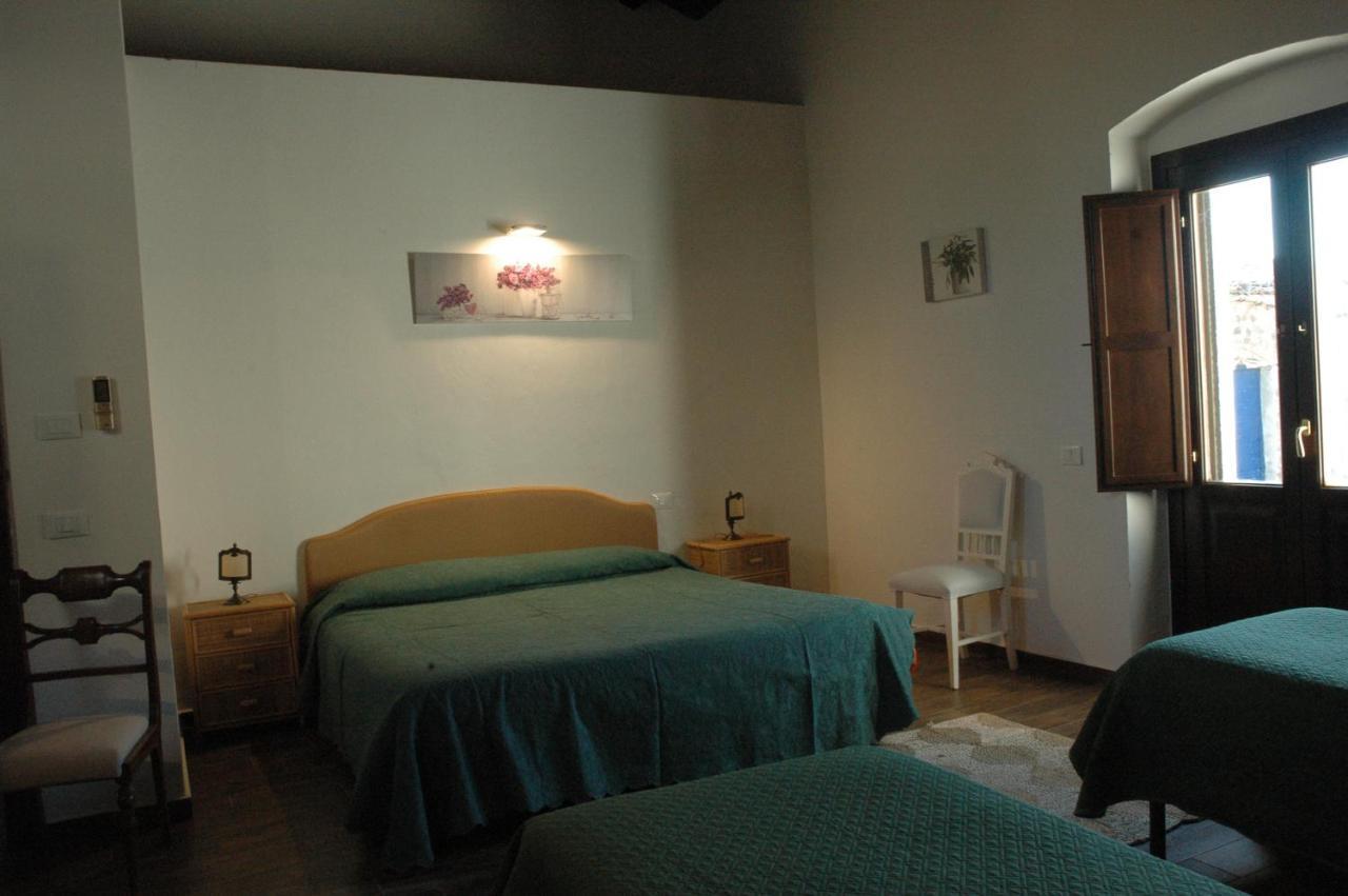 Il Vecchio Frantoio Villa Scillato  ภายนอก รูปภาพ